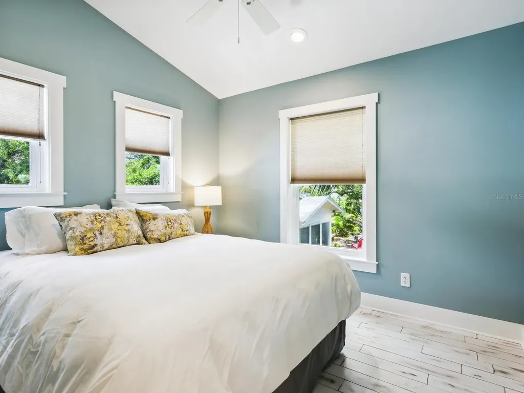 1732 6th Street Sarasota FL 34236