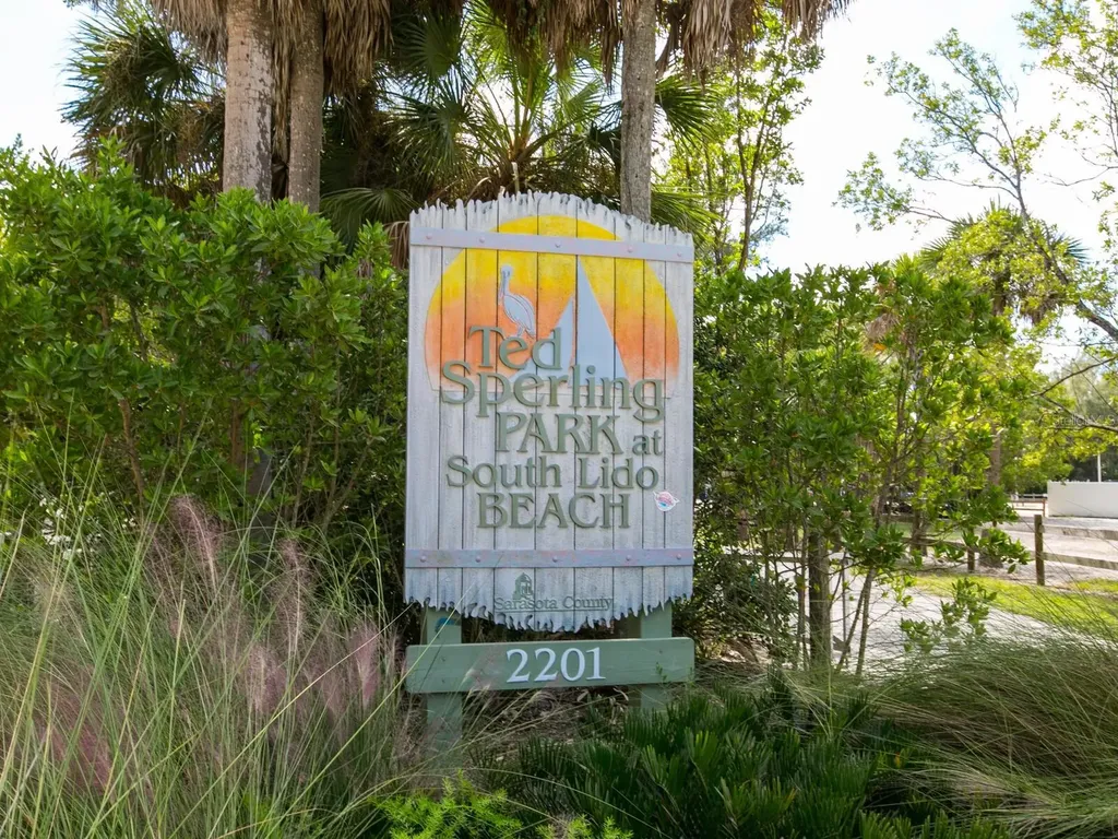 1732 6th Street Sarasota FL 34236