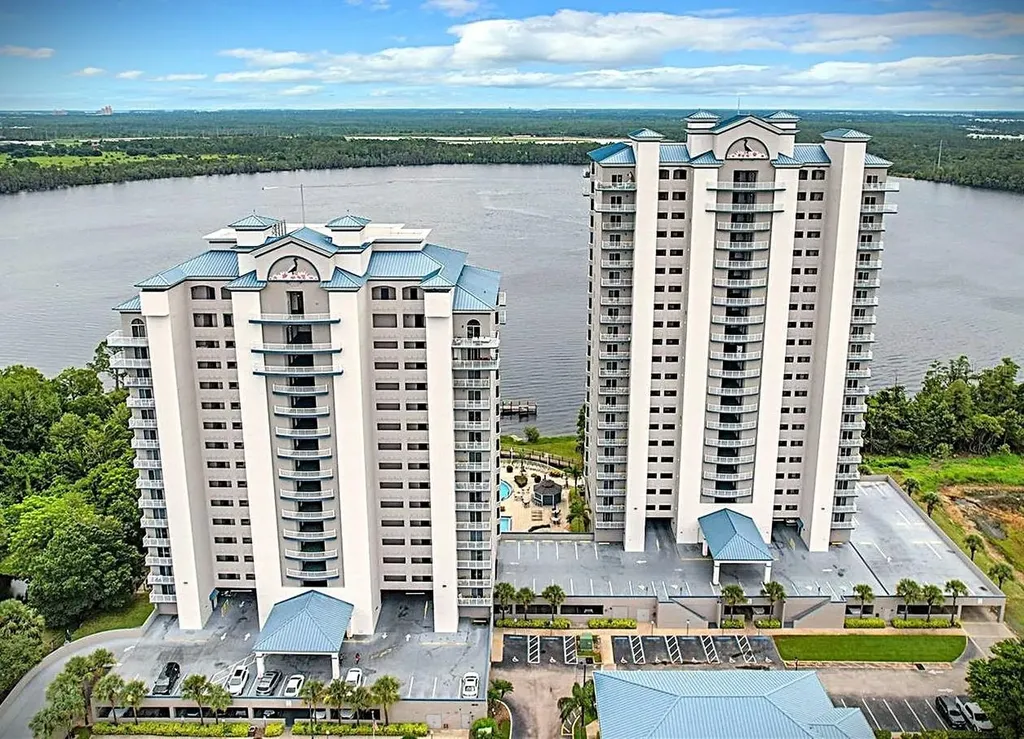 13415 Blue Heron Beach Orlando FL 32821