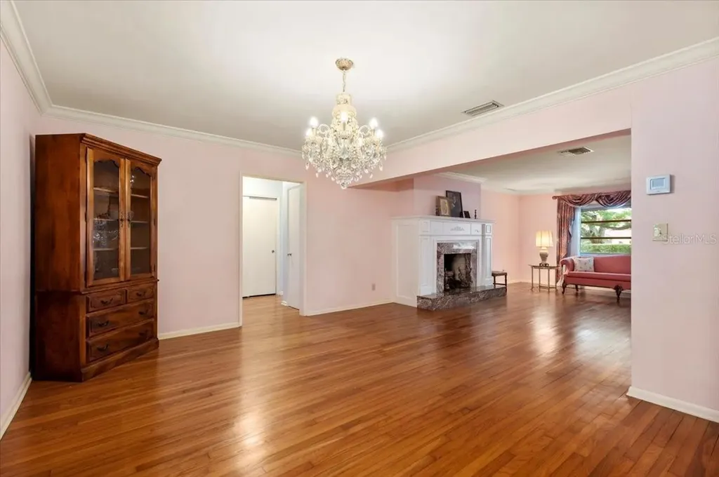 1541 Flower Drive Sarasota FL 34239