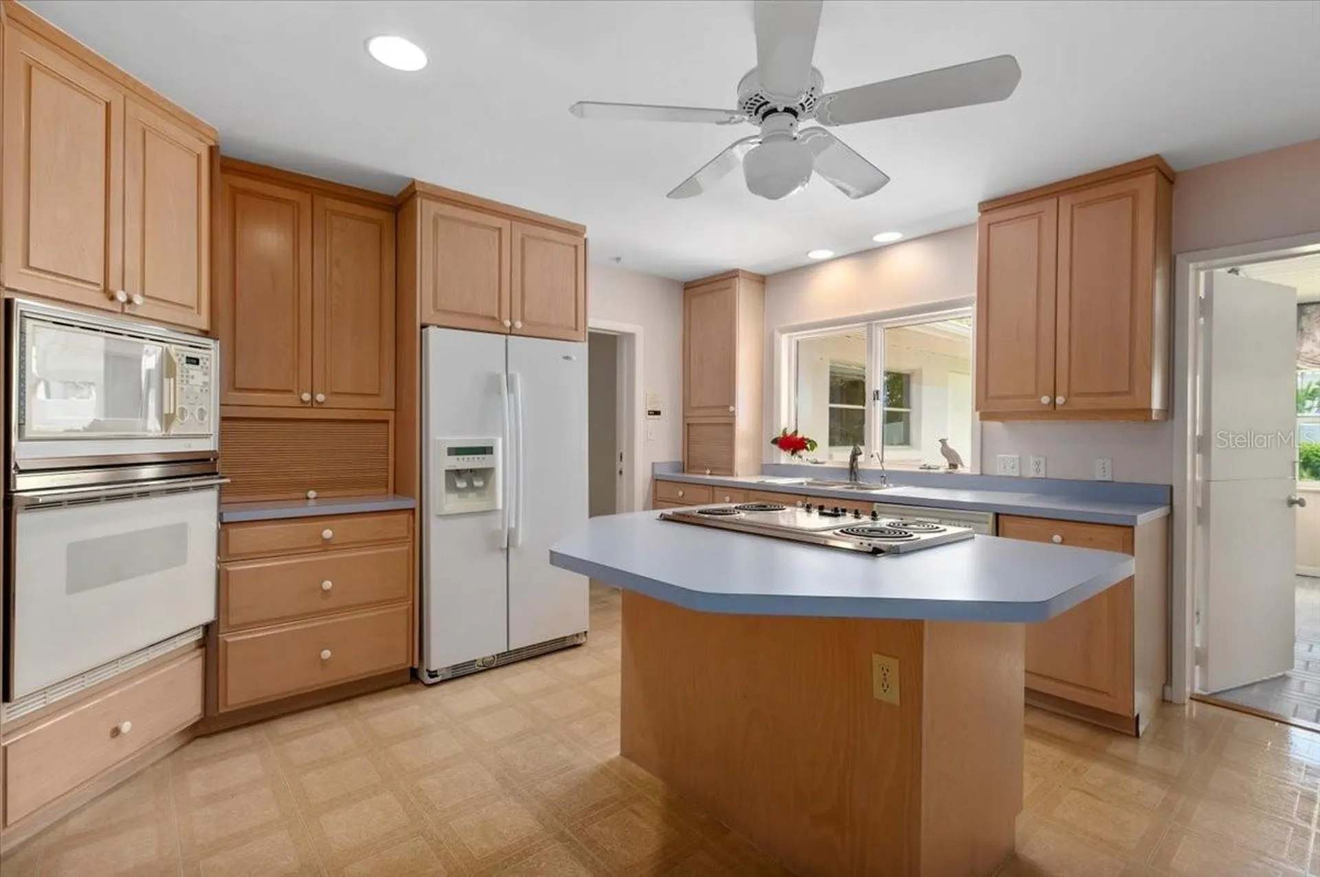 1541 Flower Drive Sarasota FL 34239