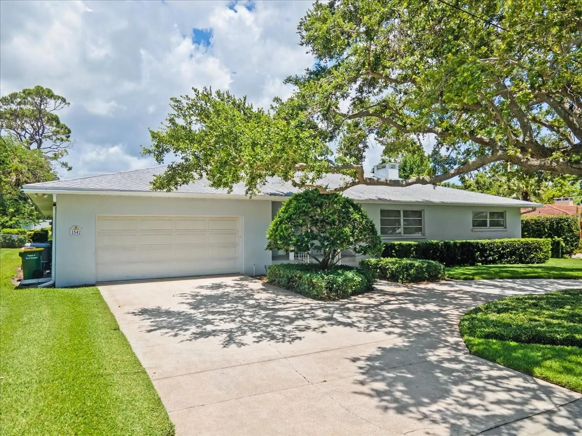 1541 Flower Drive Sarasota FL 34239