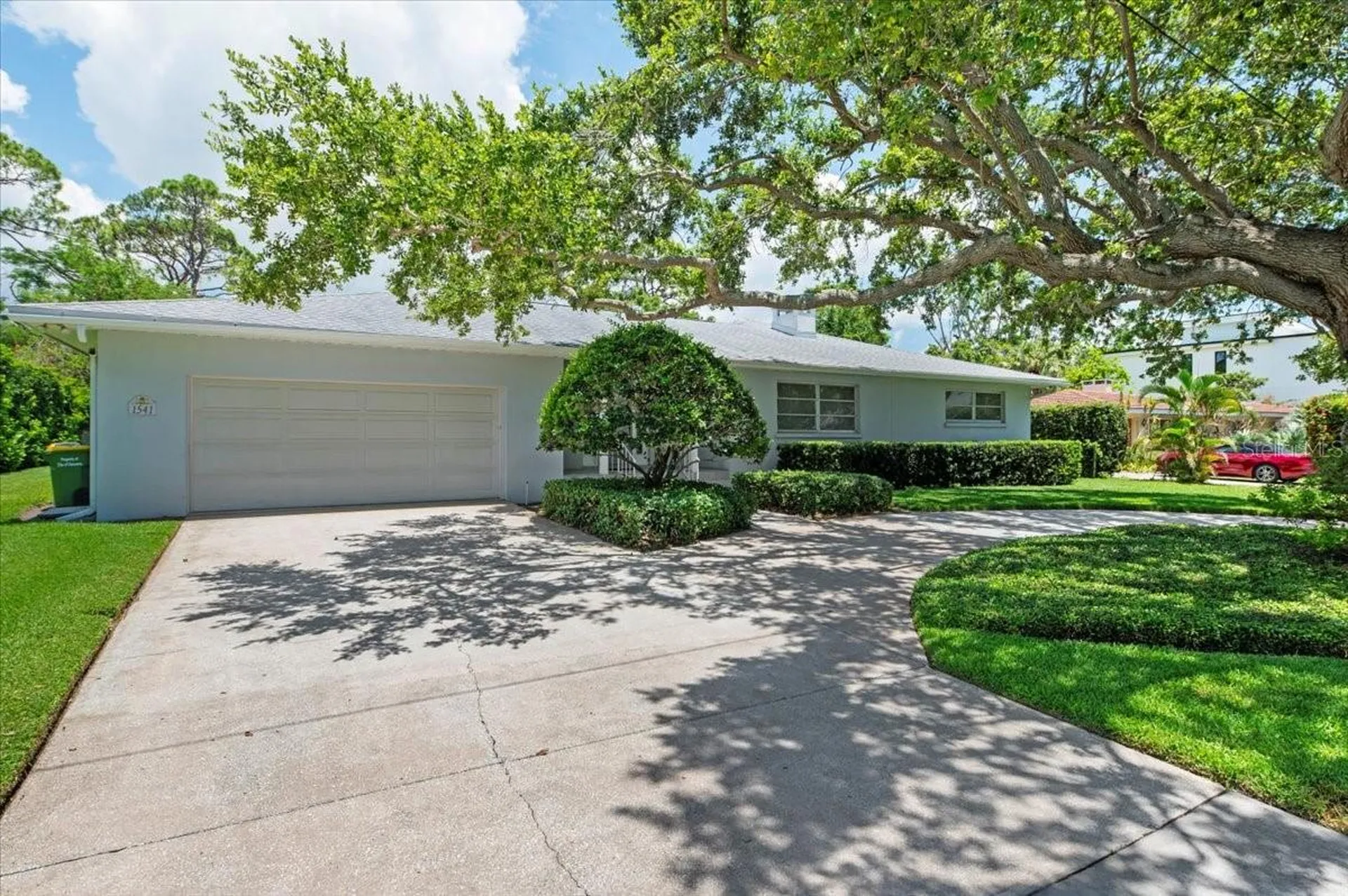 1541 Flower Drive Sarasota FL 34239