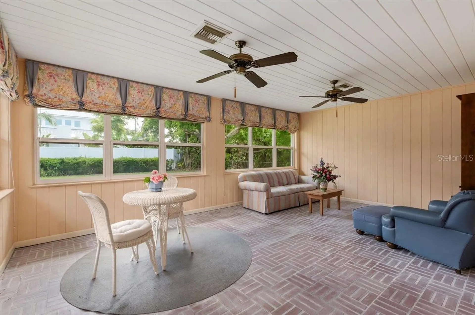 1541 Flower Drive Sarasota FL 34239