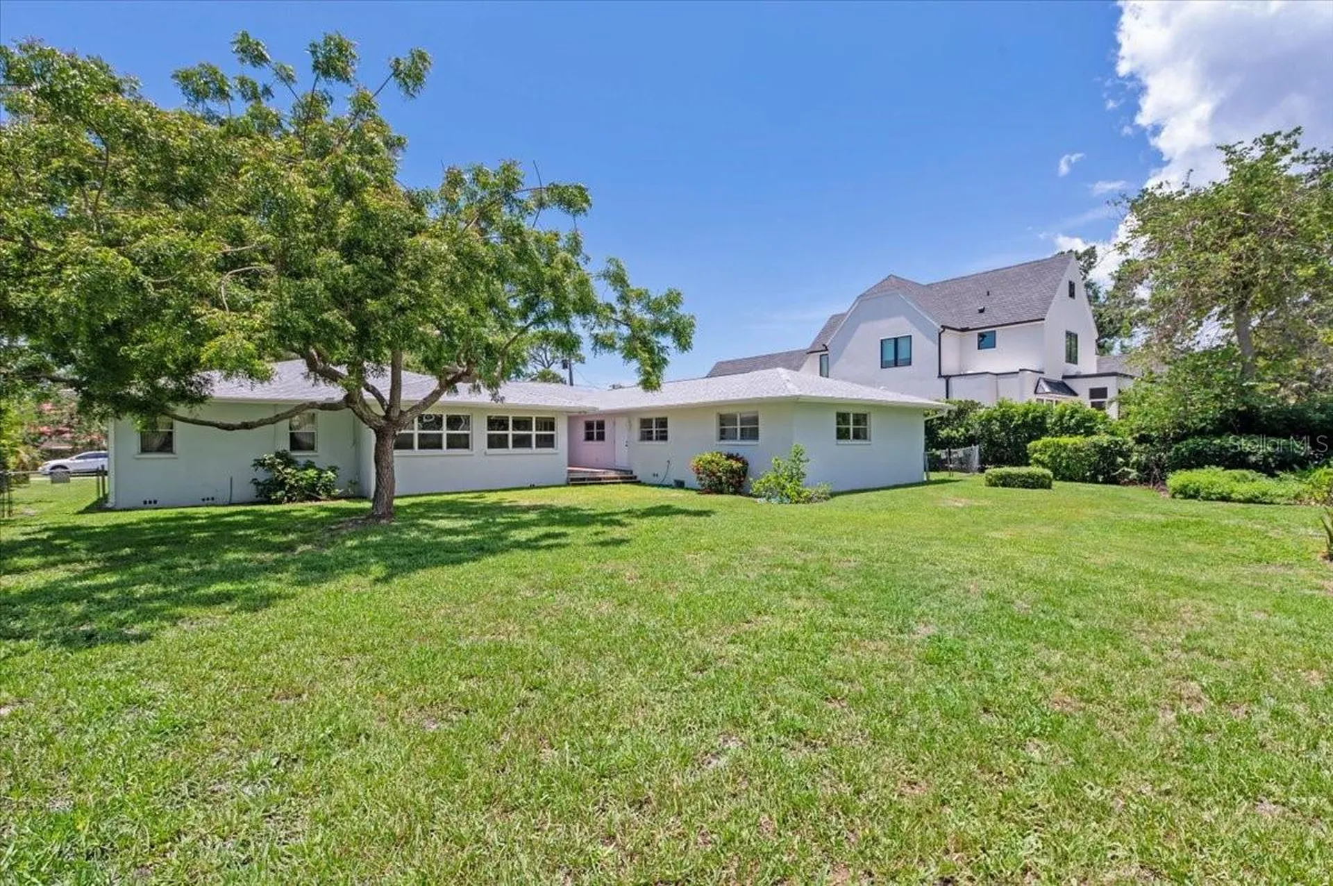 1541 Flower Drive Sarasota FL 34239