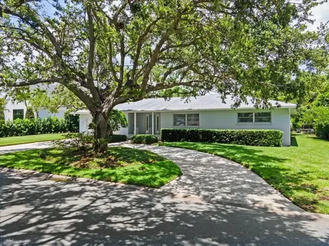 1541 Flower Drive Sarasota FL 34239