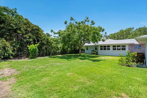 1541 Flower Drive Sarasota FL 34239