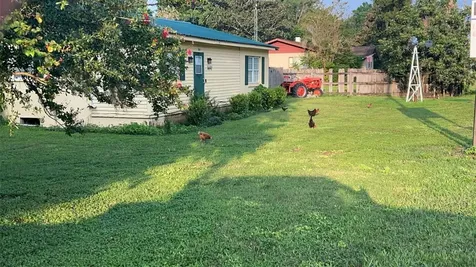 3691 E County Road 466 Oxford FL 34484