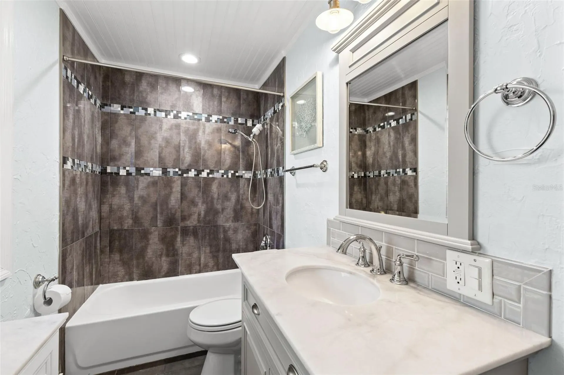 4985 Cobia Drive SE St Petersburg FL 33705