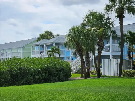 4985 Cobia Drive SE St Petersburg FL 33705