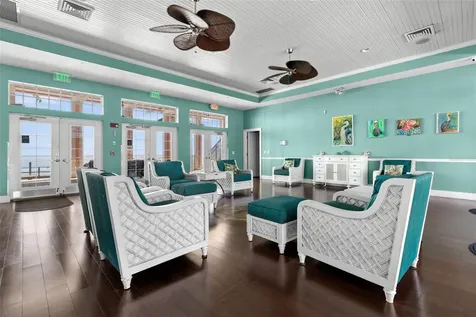 4985 Cobia Drive SE St Petersburg FL 33705