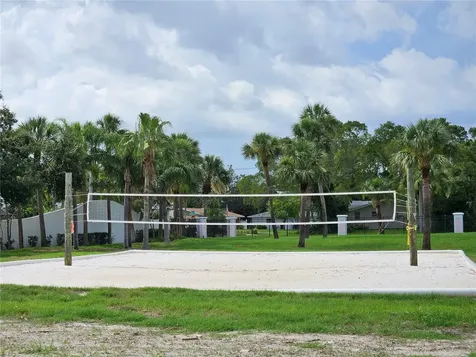4985 Cobia Drive SE St Petersburg FL 33705