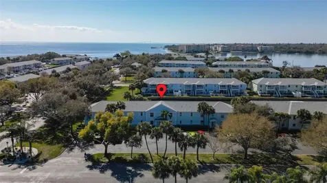 4985 Cobia Drive SE St Petersburg FL 33705
