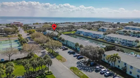 4985 Cobia Drive SE St Petersburg FL 33705