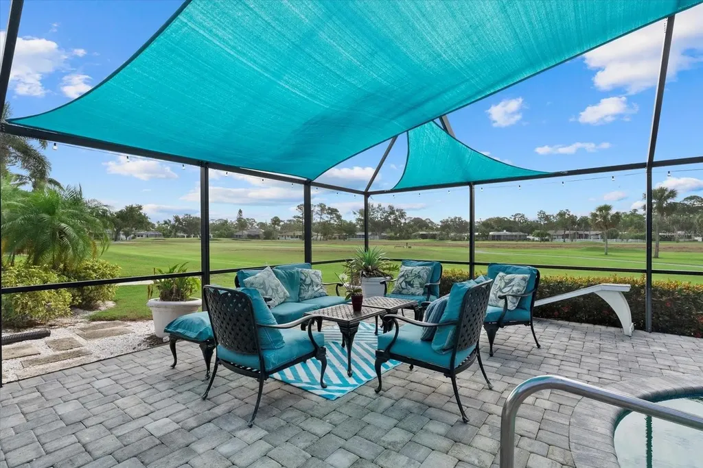 538 Magellan Drive Sarasota FL 34243