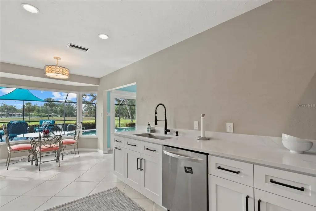 538 Magellan Drive Sarasota FL 34243