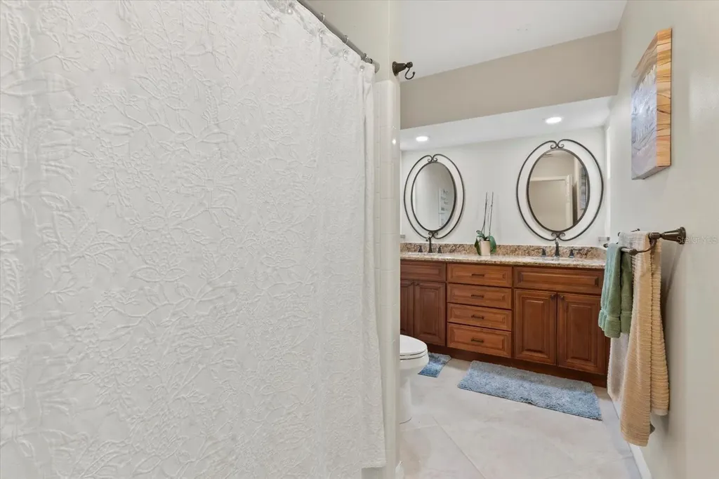 538 Magellan Drive Sarasota FL 34243