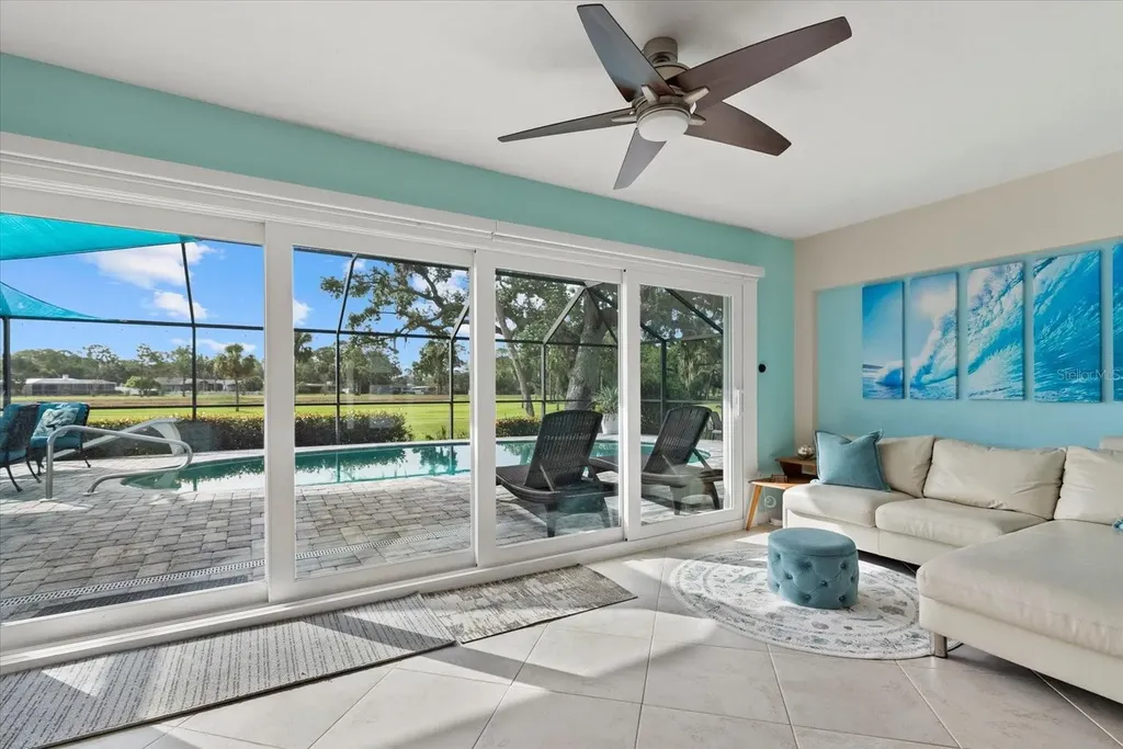 538 Magellan Drive Sarasota FL 34243