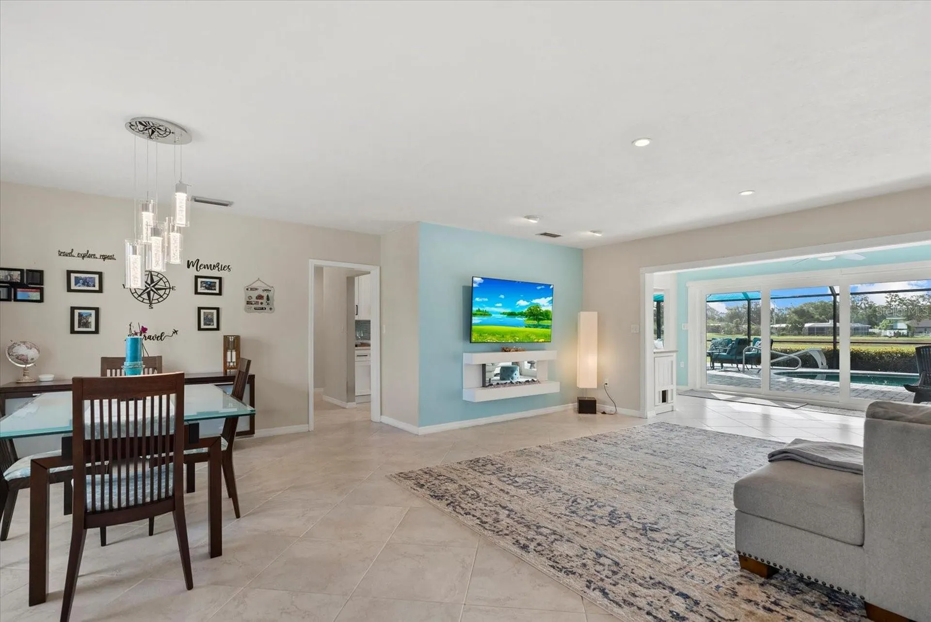 538 Magellan Drive Sarasota FL 34243