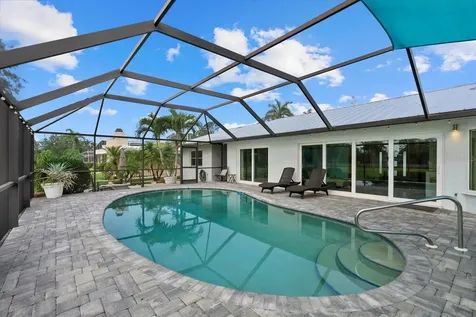 538 Magellan Drive Sarasota FL 34243