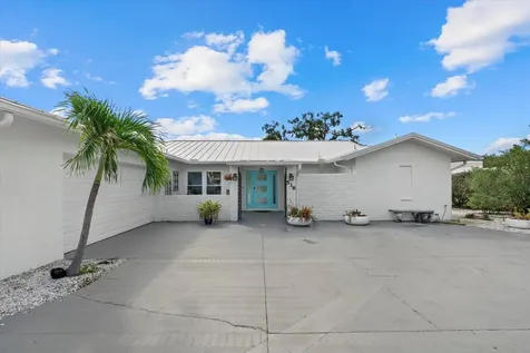 538 Magellan Drive Sarasota FL 34243