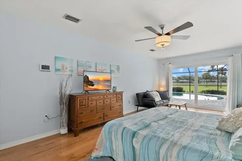 538 Magellan Drive Sarasota FL 34243