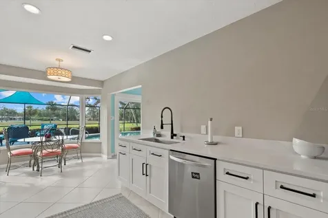 538 Magellan Drive Sarasota FL 34243
