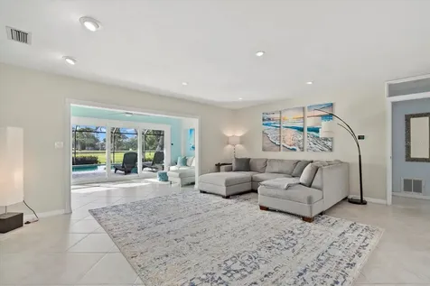 538 Magellan Drive Sarasota FL 34243