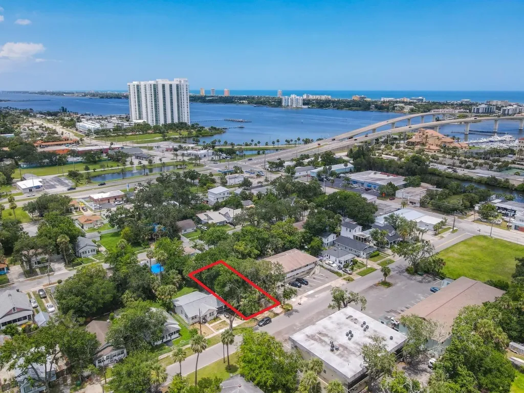 128 Kingston Avenue Daytona Beach FL 32114