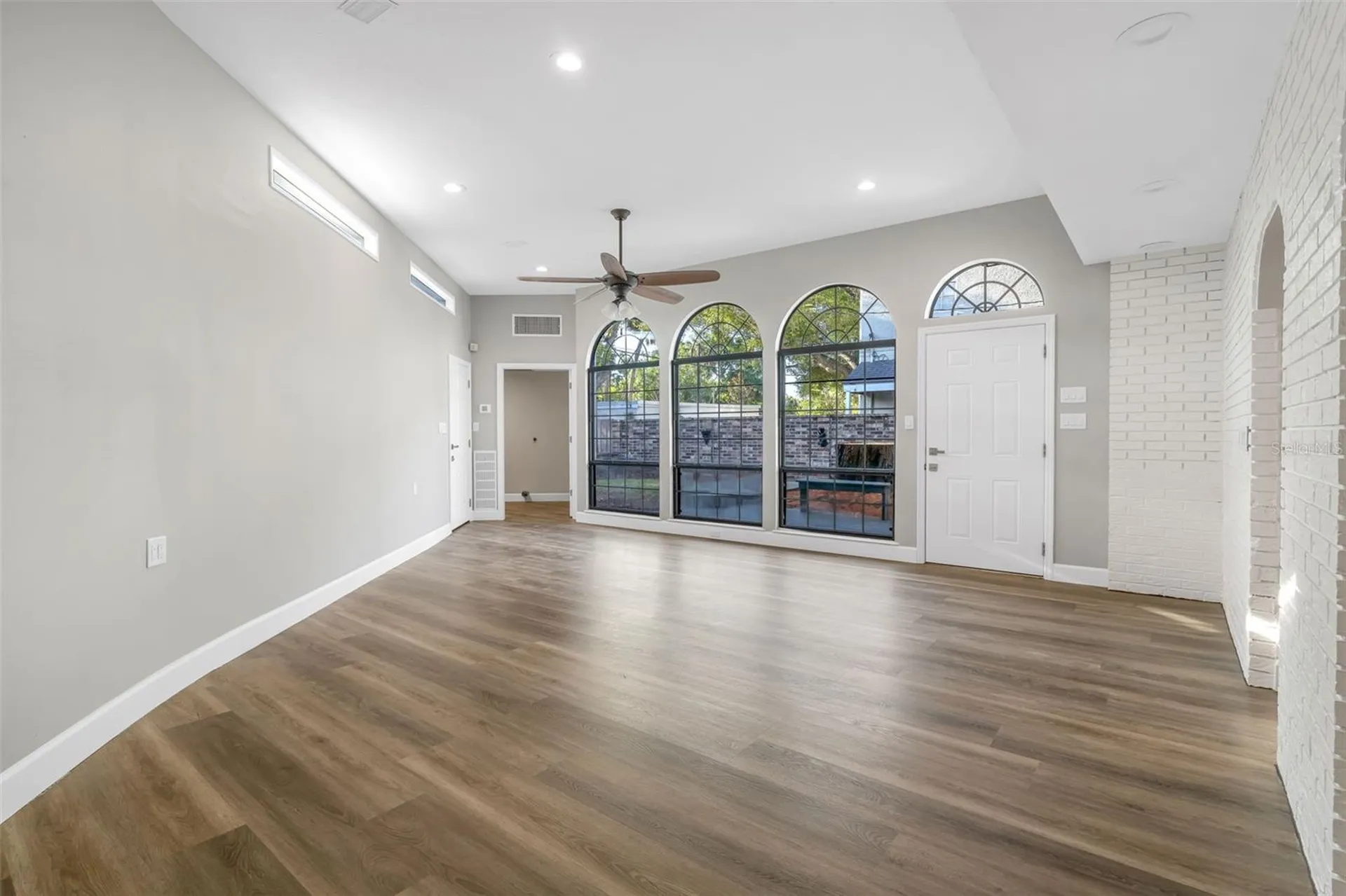 216 S Shore Crest Drive Tampa FL 33609