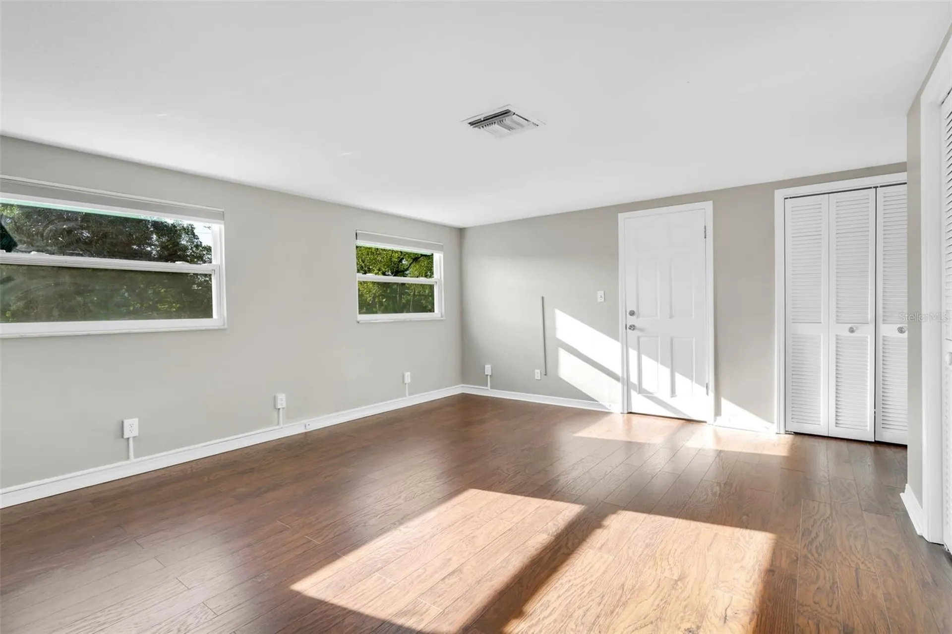 216 S Shore Crest Drive Tampa FL 33609