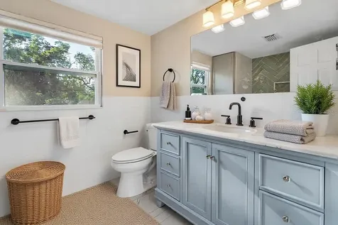 216 S Shore Crest Drive Tampa FL 33609