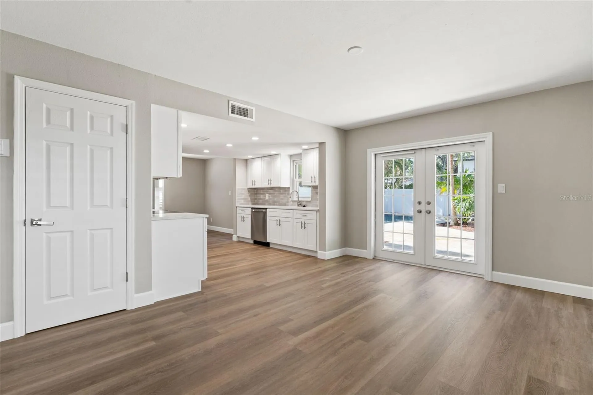 4806 W Juno Street Tampa FL 33629