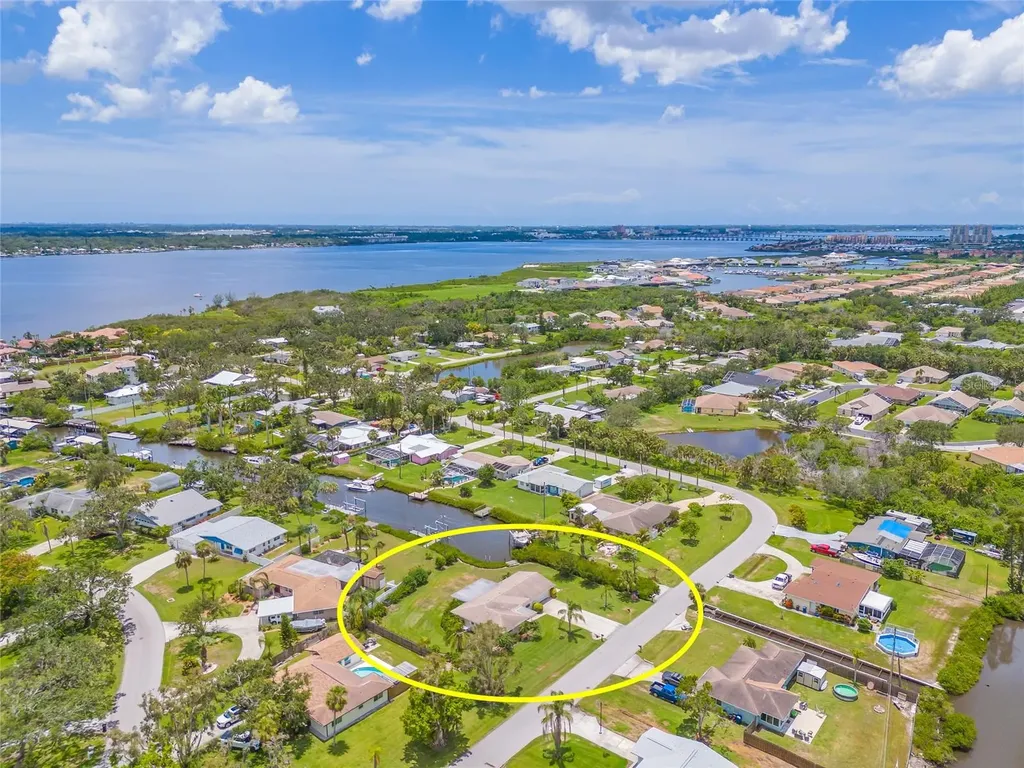 336 Highland Shores Drive Ellenton FL 34222
