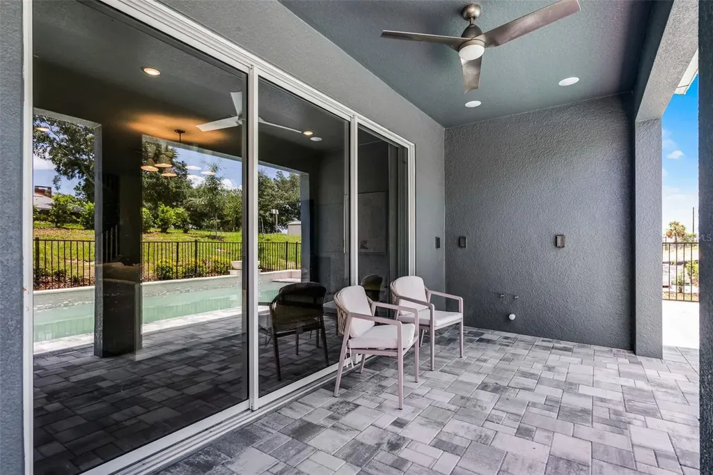 823 Emerald Grove Drive Apopka FL 32703