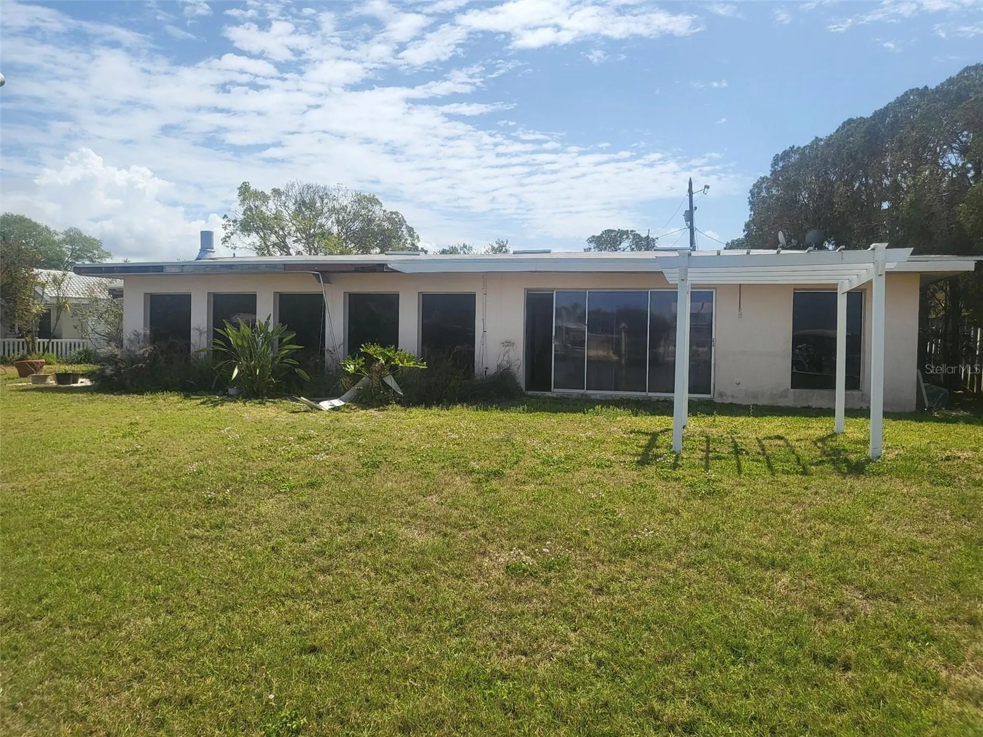 3995 South Circle Largo FL 33774