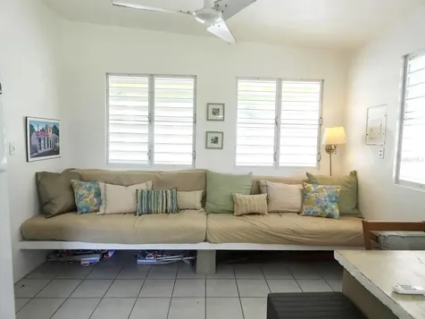 E115 Calle M-garcia Vieques PR 00765
