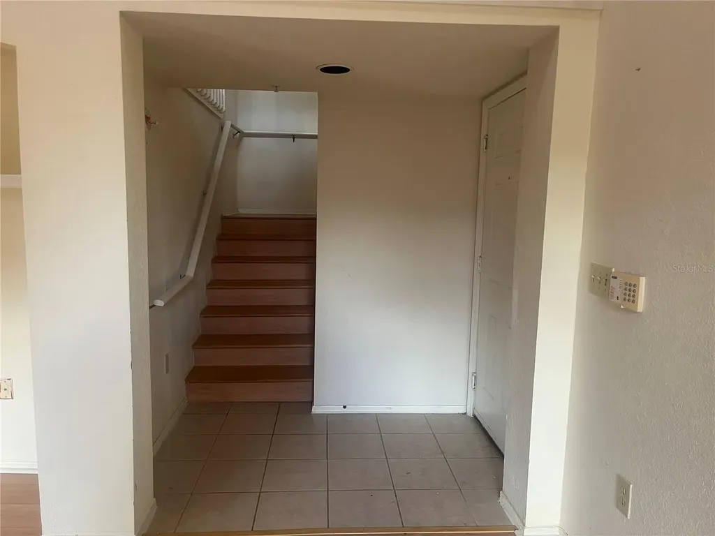 1325 Rotonda Point Lake Mary FL 32746