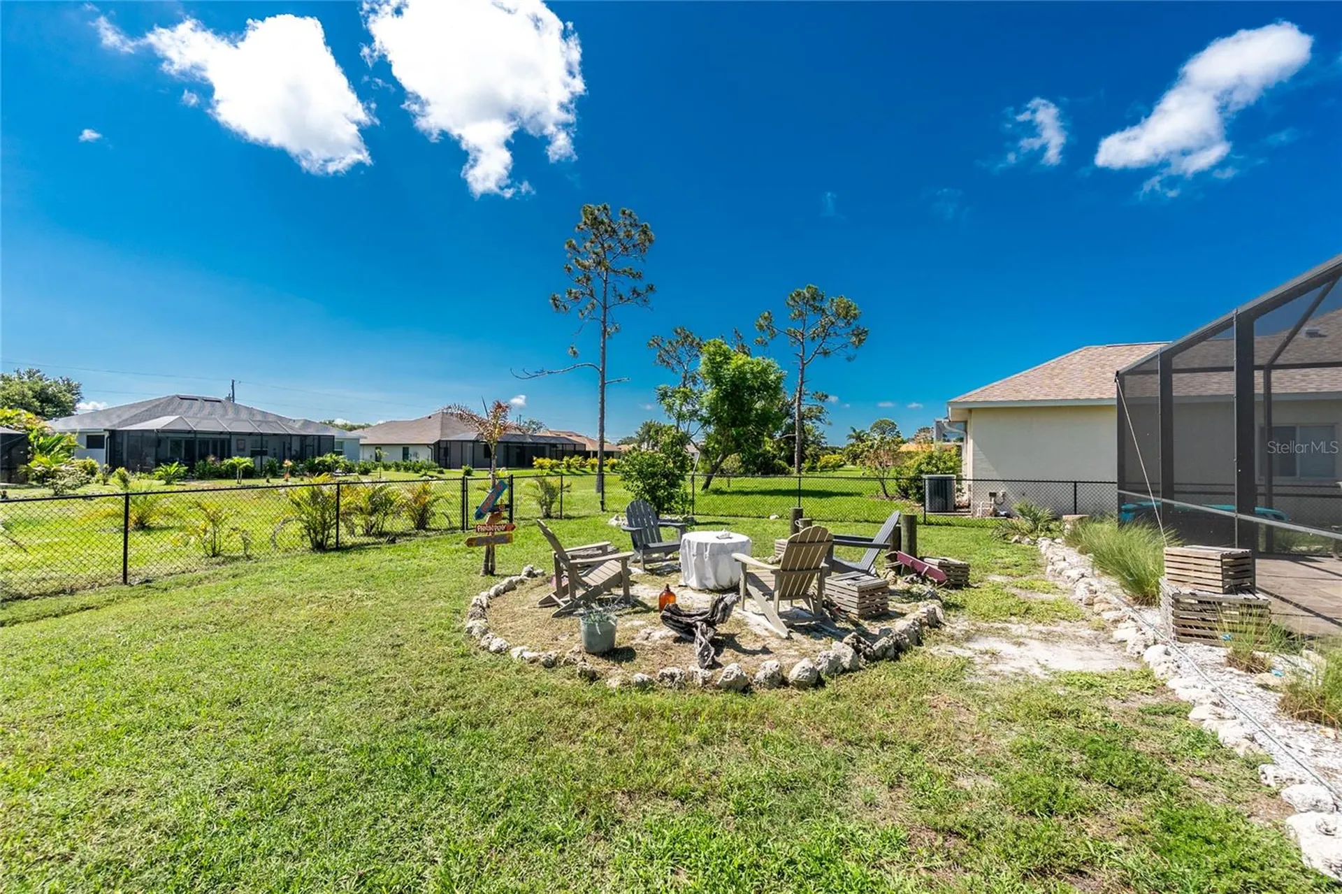 262 Rotonda Boulevard N Rotonda West FL 33947