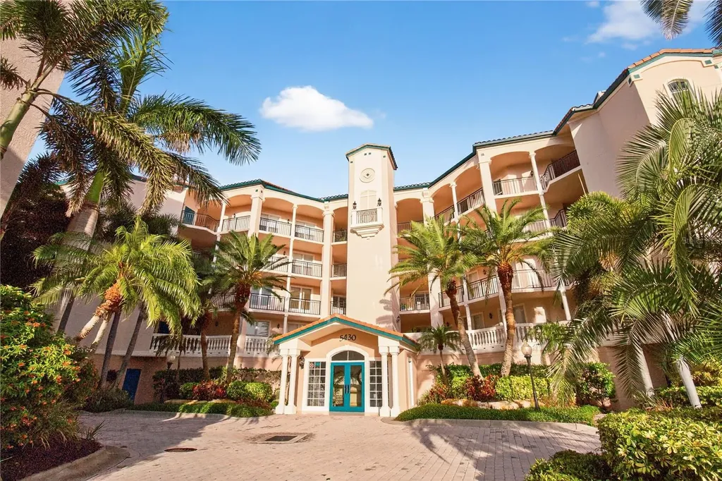 5430 Eagles Point Circle Sarasota FL 34231