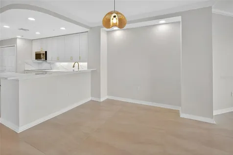 5430 Eagles Point Circle Sarasota FL 34231