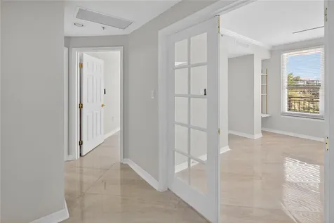 5430 Eagles Point Circle Sarasota FL 34231