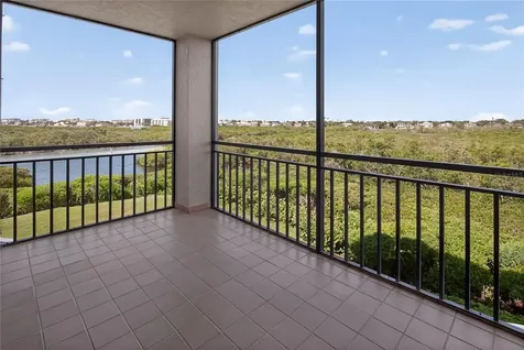 5430 Eagles Point Circle Sarasota FL 34231
