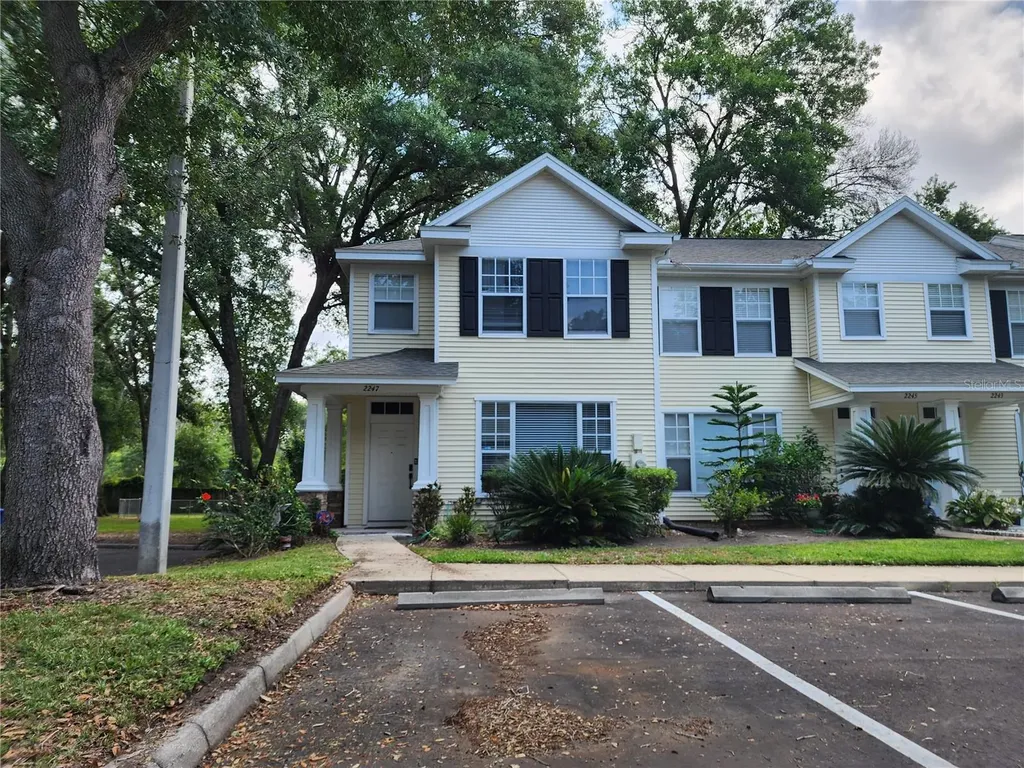 2247 Golden Oak Lane Valrico FL 33594