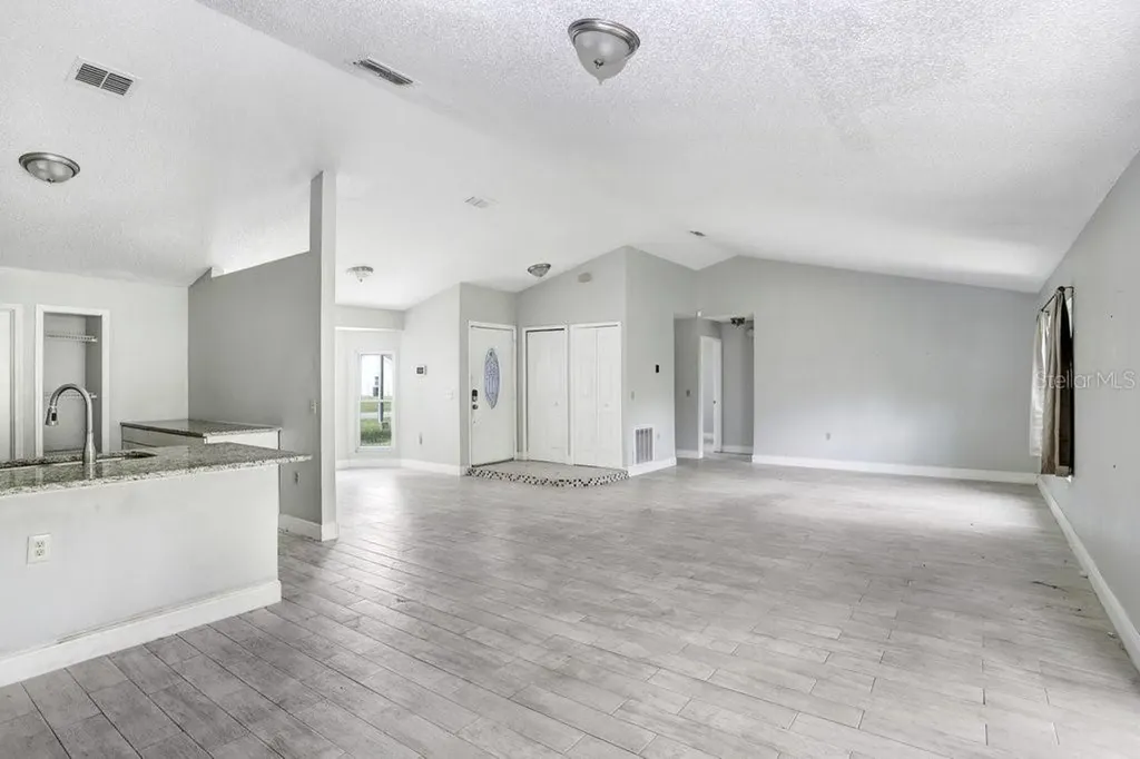 169 Birmingham Drive Kissimmee FL 34758