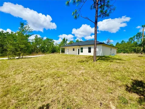 9835 N Essex Terrace Dunnellon FL 34433