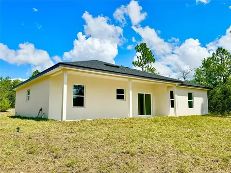9835 N Essex Terrace Dunnellon FL 34433