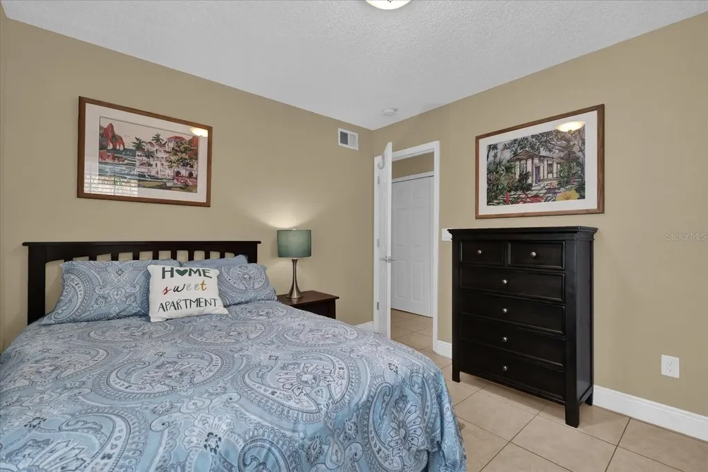 2737 N Poinciana Boulevard Kissimmee FL 34746