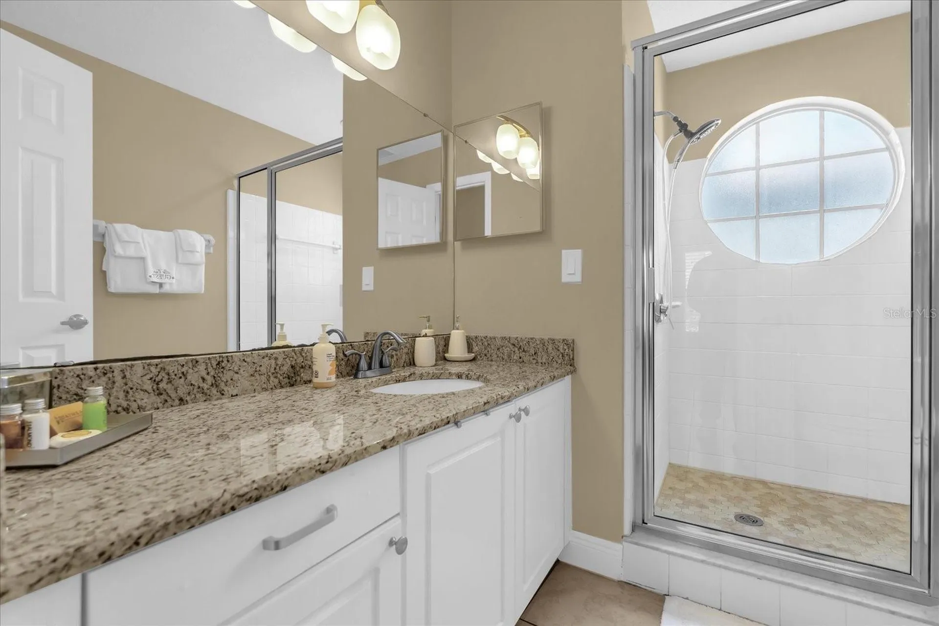2737 N Poinciana Boulevard Kissimmee FL 34746