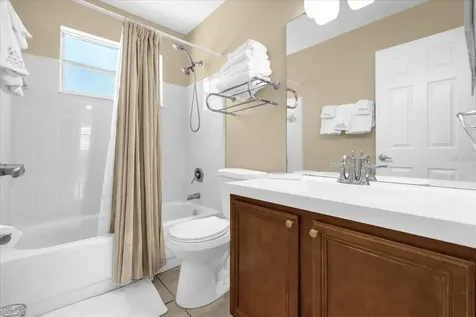 2737 N Poinciana Boulevard Kissimmee FL 34746